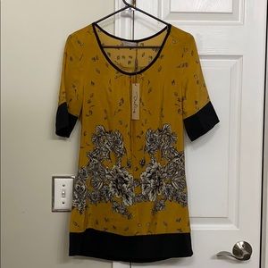 Brand New Tunic Top size small